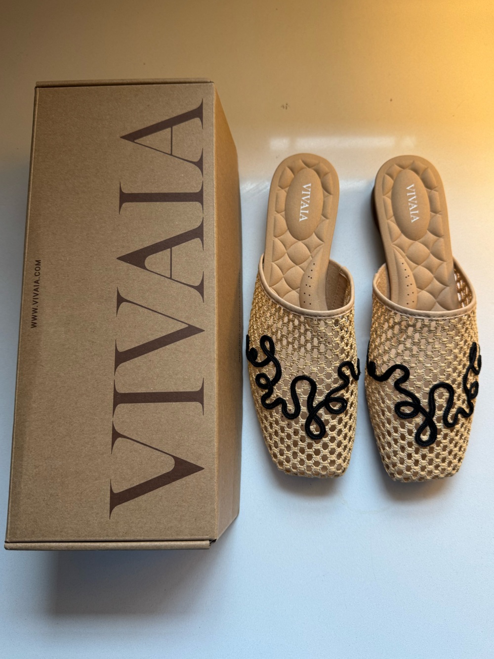 NWT Vivaia Maura Square-Toe Mesh Sandals